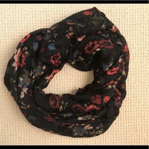 Black Floral Circle Scarf